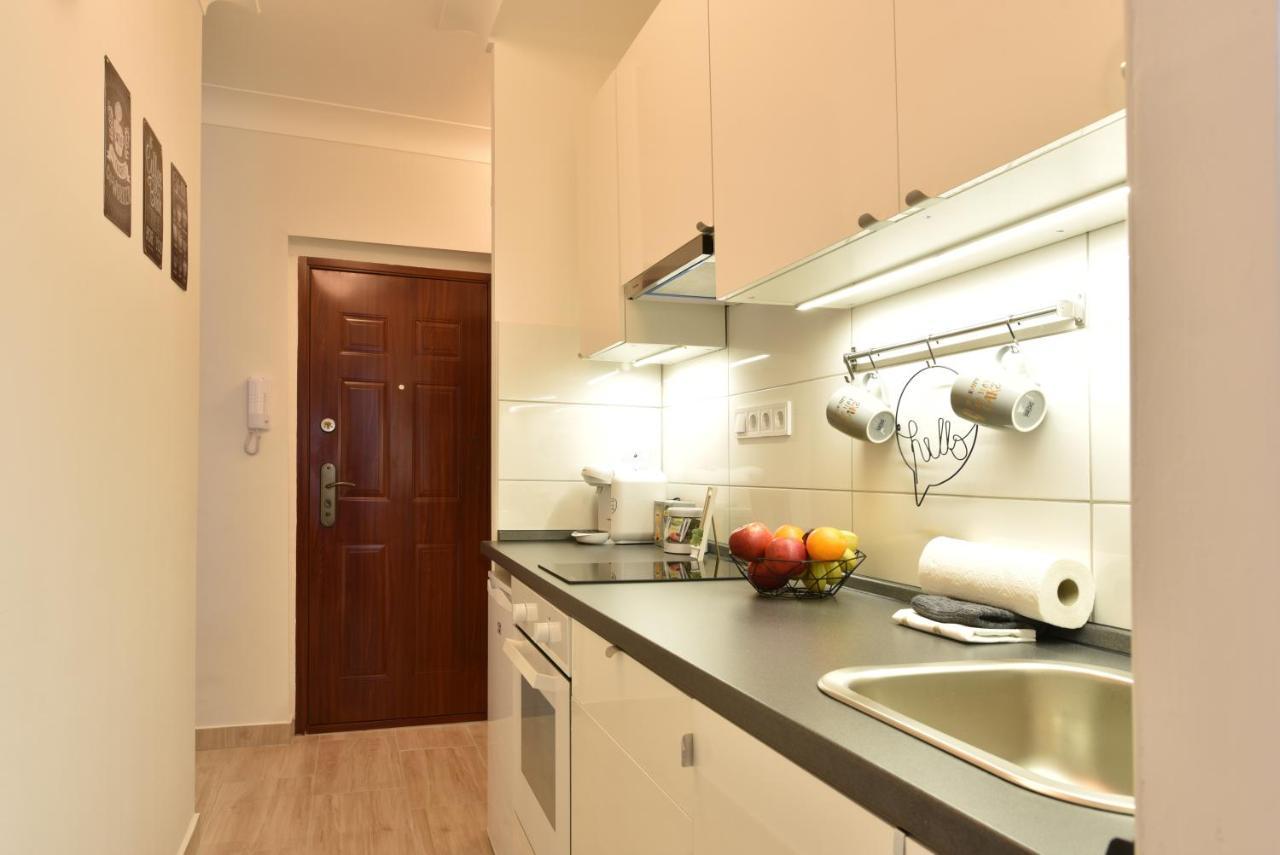 Királykút 1 apartman - ingyen parkolás, bicajok, ac Székesfehérvár Exterior foto
